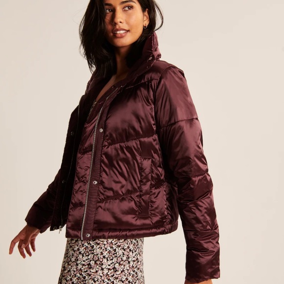 Abercrombie & Fitch Satin Mini Puffer Burgundy - Picture 5 of 5